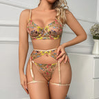 Ensemble de lingerie sexy kaki 4 pièces : string, tanga et ourlet en forme de T-shirt avec anneaux pour les jambes